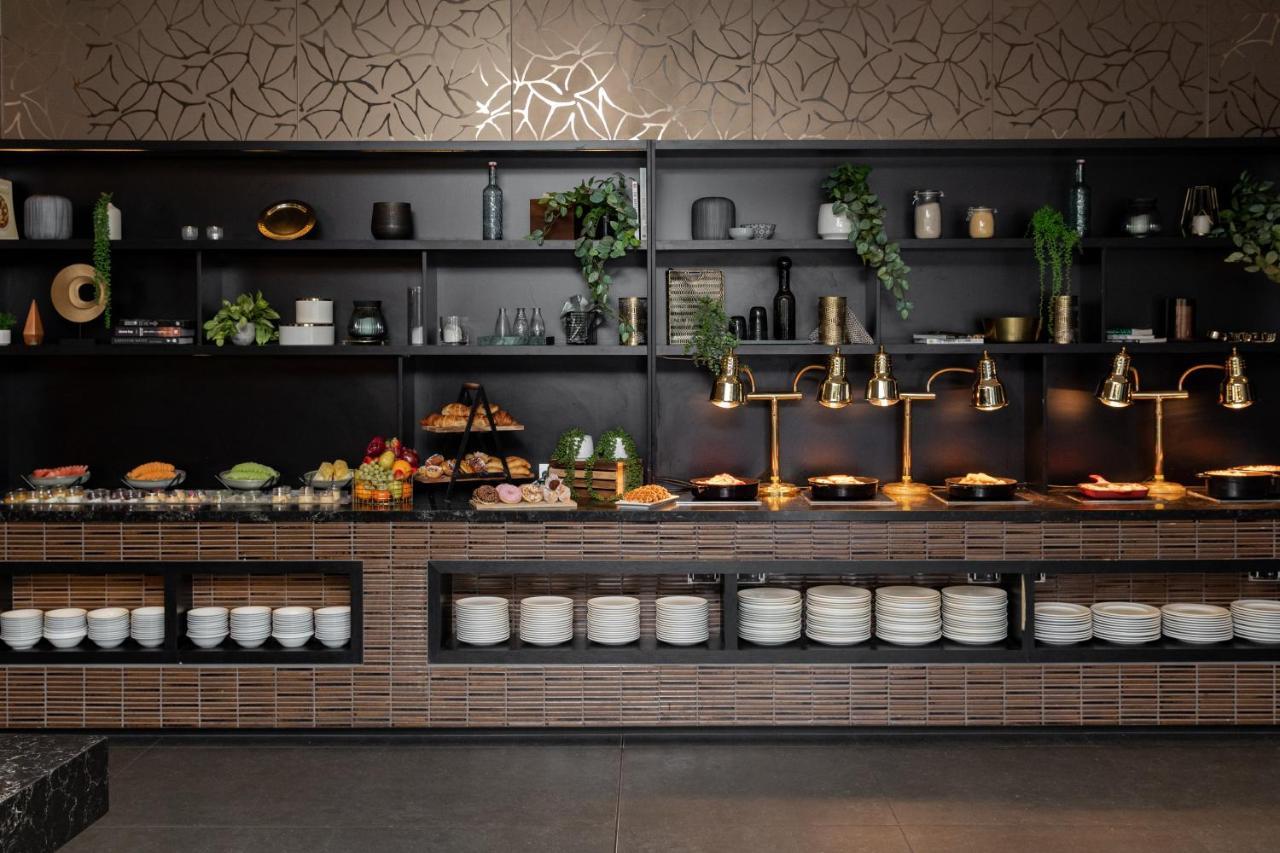 Rydges Hotel 4*
