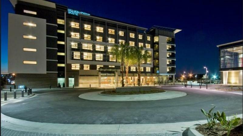 Rydges 4*